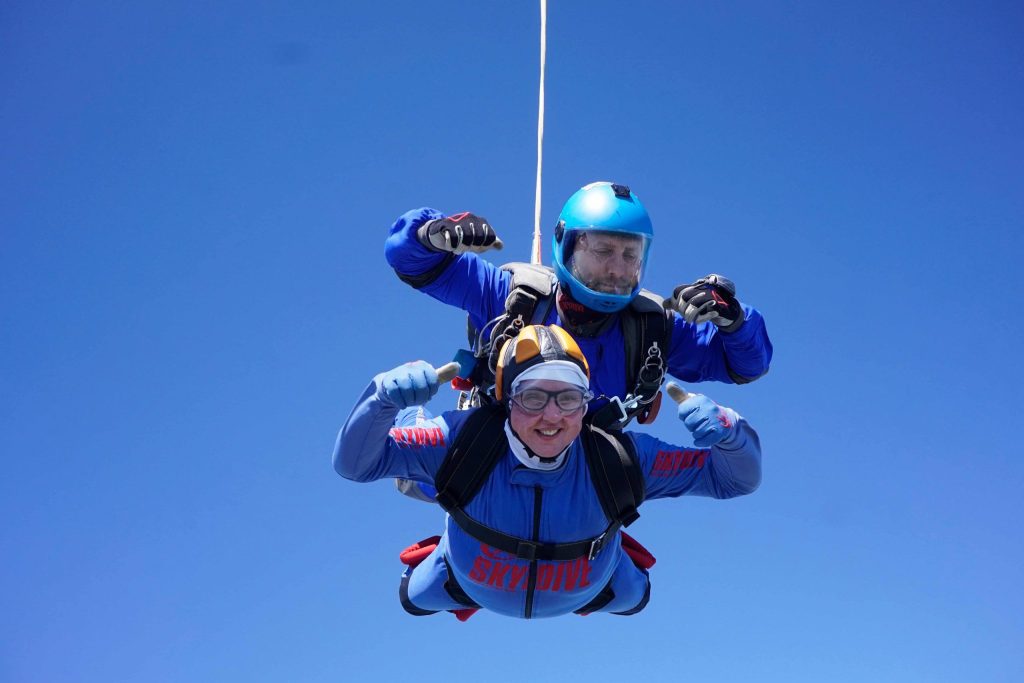 Gillian Skydiving
